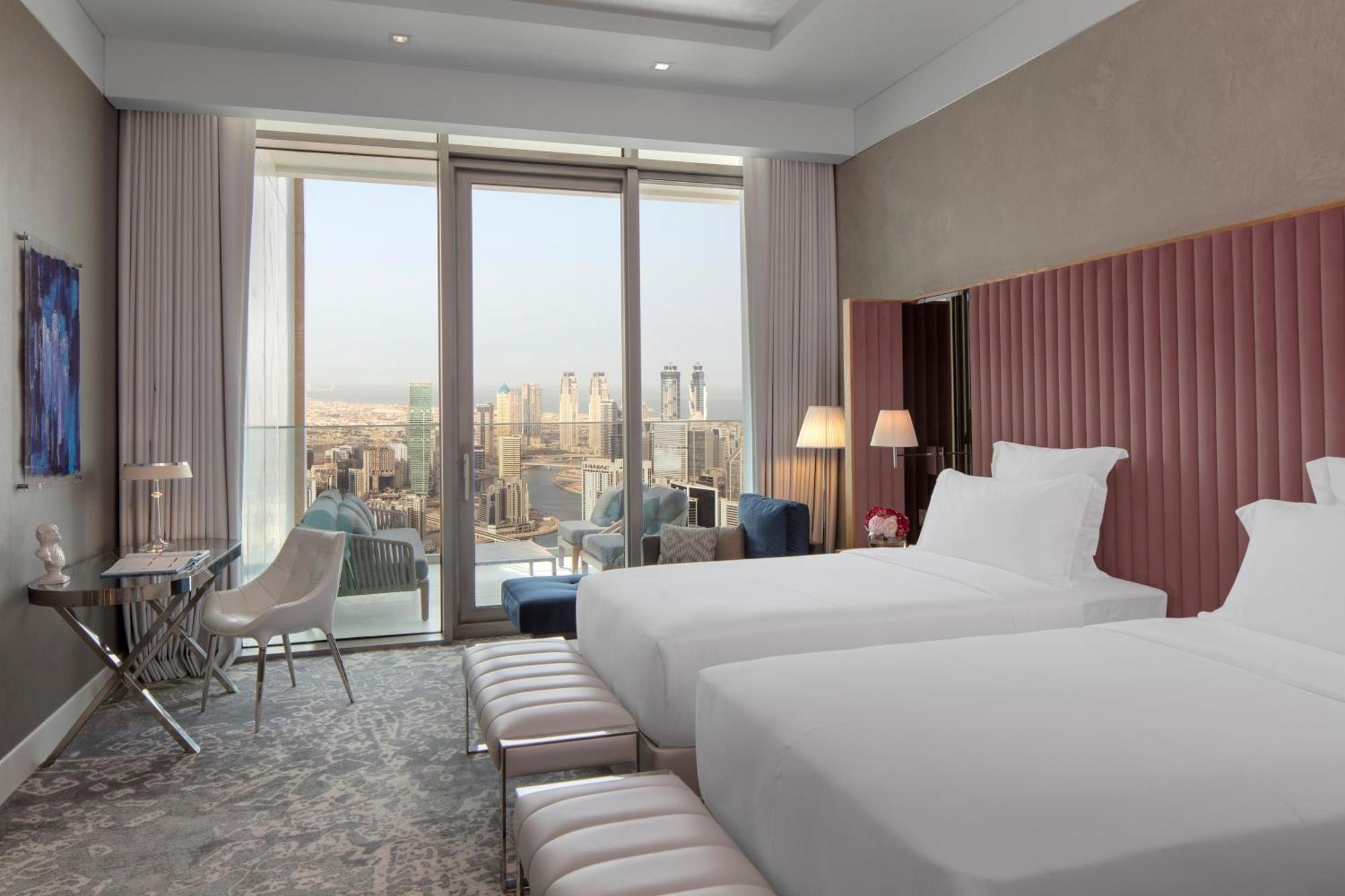 SLS Dubai Hotel&Residences Esterno foto